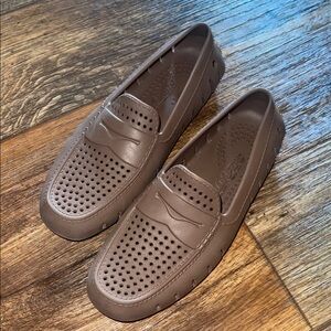 Elegant Brown Perforated Men's Loafers
